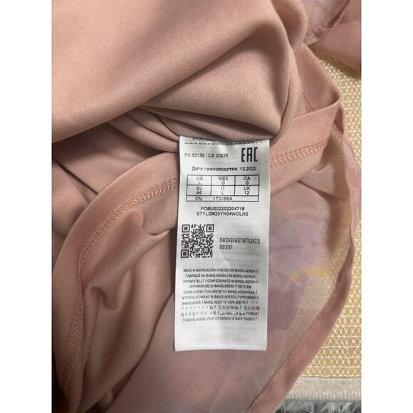 Guess Floral Wrap Darla Romper Womens Size L Pink Bell Sleeves V-Neck *NO BELT - Picture 5 of 11